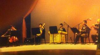 �u�H���n���n���P��

���r���������~
�w�ѳߦa
�ڭ̦��۫��@�_�ۤj��
�����_���J�j���F��h
�ΤU�X���_�p���^������
�P���U���v�^�b�w�w
��ƫ�ù��٤�
���l���ڵĩԪ������`�]
���G�F�г����]��
�{�G�F�ѤW�P�P
�C�����{���J
�n����m���Ӯ�����~
�ܤ��|�Q�~�F
�P�I�v�I
�u�ѤU�l������
�b�ȩ]�ڸ̰j�z����
��魫�E�®ɡH
�������h���h

2015-03-21 �v